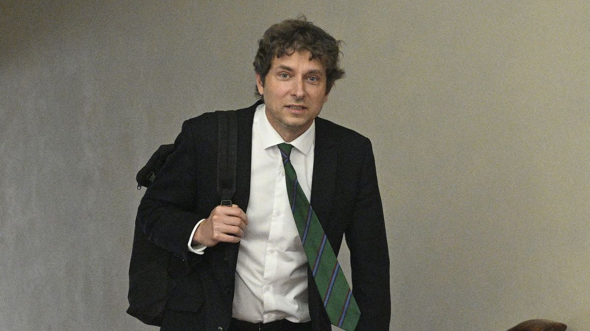 Akademický senát katolické fakulty schválil odvolání proděkana Prázného